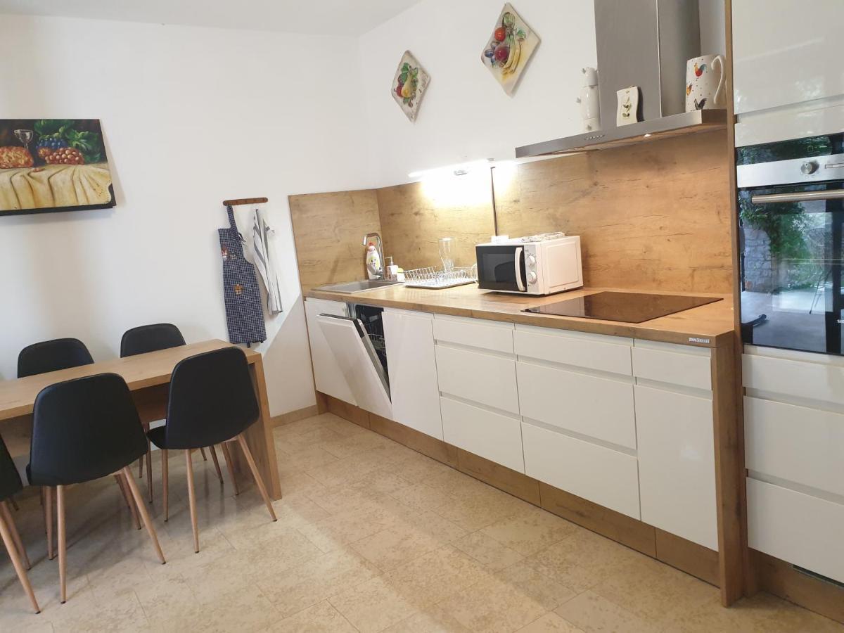 Villa Valeria Divšići Extérieur photo
